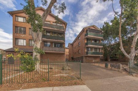 37/132 Moore Street, 2170, Liverpool Nsw - Photo 2