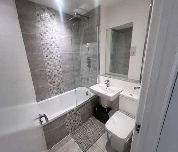 Walton Street, Aylesbury, HP21 - Photo 2