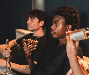 London Road Room 5 - Photo 4