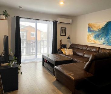 Rare Grand 6 ½ (4 Chambres) – Style Condo – Secteur des Écoles - Photo 1