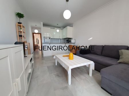 Ref 10709 – **Long Term Rental** – Penthouse in the center of Los Boliches, Fuengirola. AVAILABLE FROM FEBRUARY 1st. - Photo 2