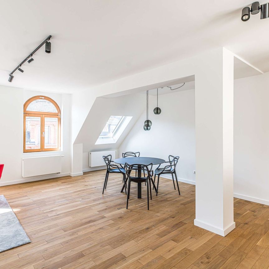 NEU ALTBAUPERLE IN WIESBADEN-WESTEND! FRISCH SANIERT! - Photo 1