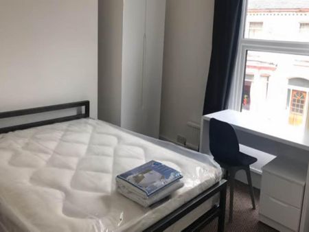 4 bedroom house share to rent - Photo 2