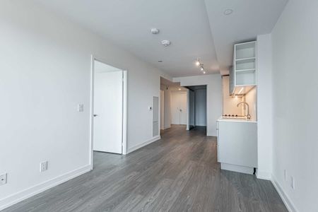 For Lease - 19 Western Battery Road Unit# 503, Toronto, Ontario - Photo 2
