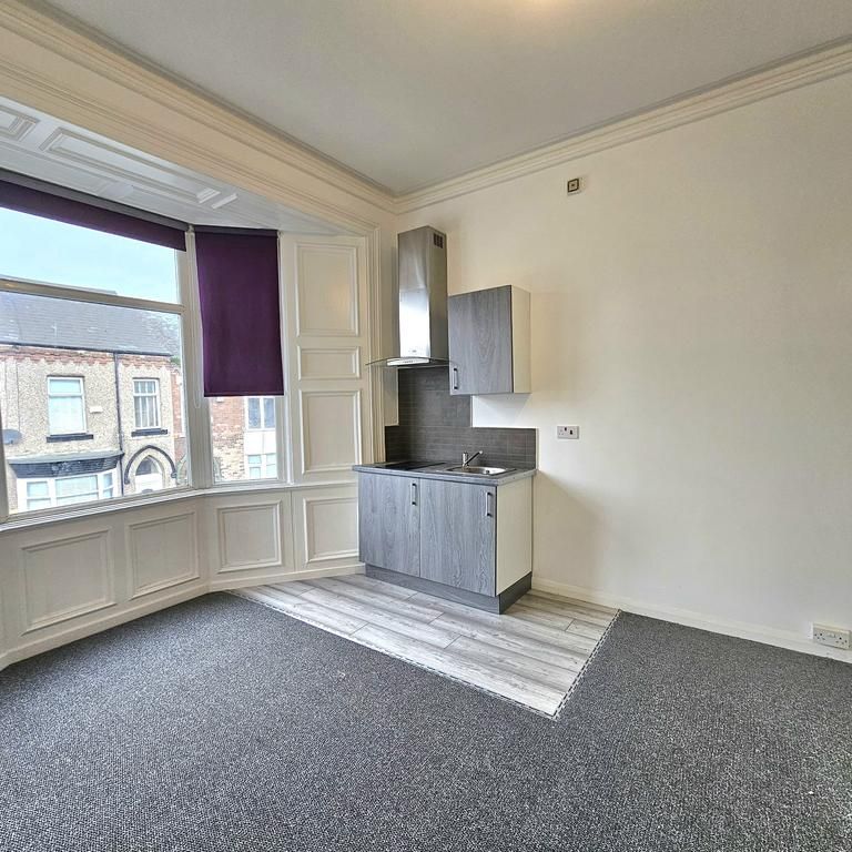 Studio to rent - Photo 1