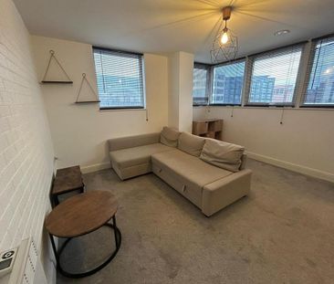 1 bedroom flat to rent - Photo 1