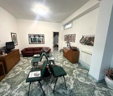 Quadrilocale in affitto - Photo 3