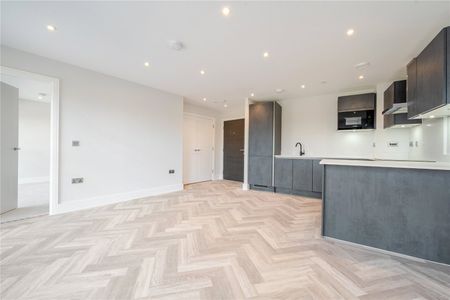 Cockfosters Road, EN4, London - Photo 2