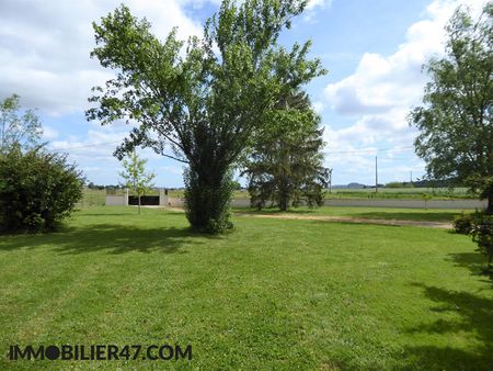 Location Maison 5 pièces 145m² MONTPEZAT 47360 - Photo 4