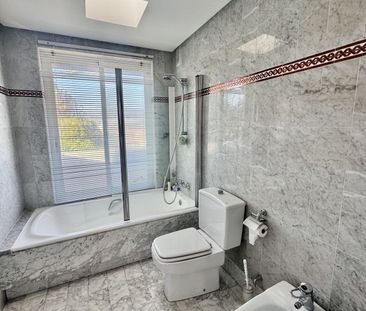 House in New Golden Mile, Costa del Sol - Photo 2