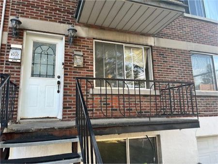 Spacieux et lumineux appartement de 3 chambres, situé au premier étage d'un duplex. - Photo 3