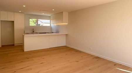 Sumner Living At Its Finest! - Photo 3