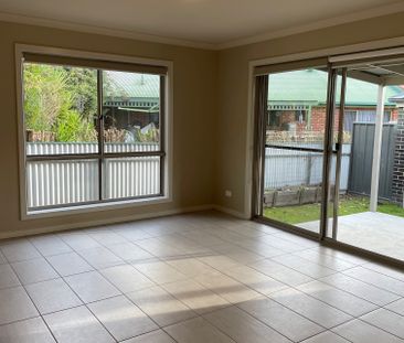 3/9 DONNOLLEY COURT, Lavington NSW 2641 - Apartment For Rent | Domain - Photo 1