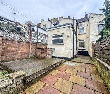 2 bedroom terraced house to rent - Photo 5