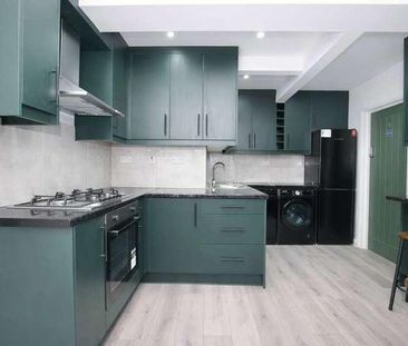 Woodside Road, Guildford, Surrey, GU2 - Photo 3