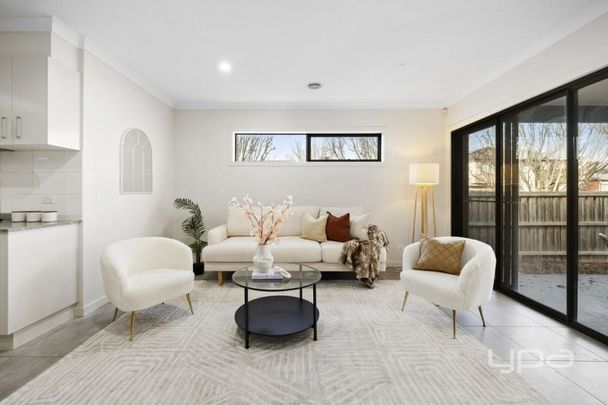 “East-Facing Luxury Home with Park & Coastal Views” - Photo 1