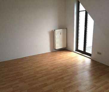 Neugierig? - Individuelle 2,5 Raum Wohnung mit Galerie, Balkon und Aufzug zu vermieten - Photo 1