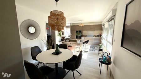 Appartement à Louer à Hazebrouck (59190) Ce superbe appartement, d'une surface habitable de... - Photo 2