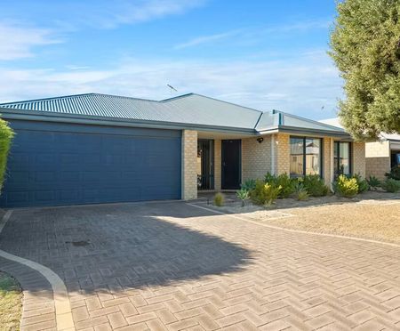 Rockingham - Photo 4