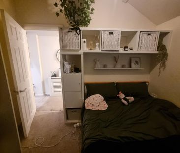 1 bedroom semi-detached house to rent - Photo 1
