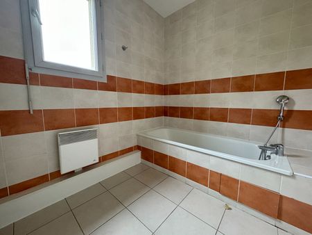 Location appartement 4 pièces, 92.00m², Castanet-Tolosan - Photo 3