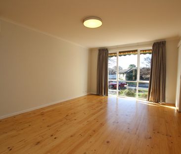 2 Piesse Place, Evatt ACT 2617 - House For Rent | Domain - Photo 3
