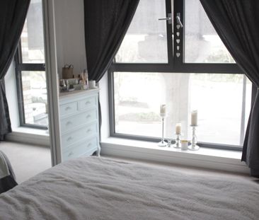 1 Bed Flat, Kingfisher Heights, E16 - Photo 4