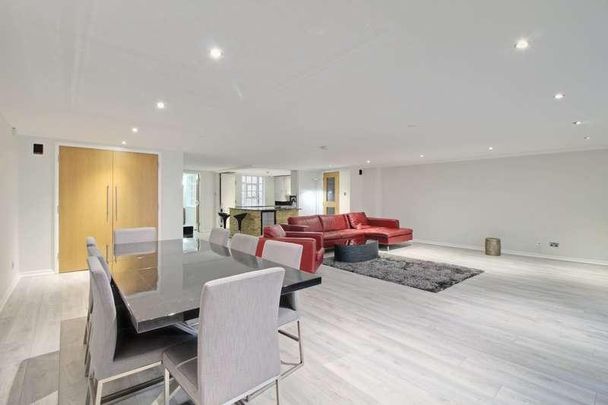 Wapping Wall, Wapping, E1W - Photo 1