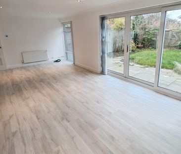 3 bedroom House To Let - Photo 2