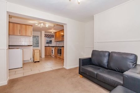 Cowley Road, Oxford - Photo 2