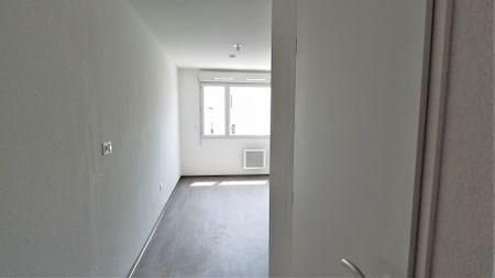 Apartment - Photo 4