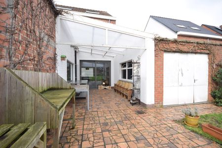 CHARMANTE WONING NABIJ CENTRUM ROESELARE - Foto 2