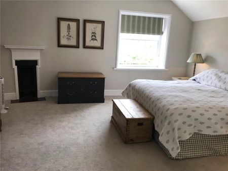 4 bedroom apartment to rent - Photo 5