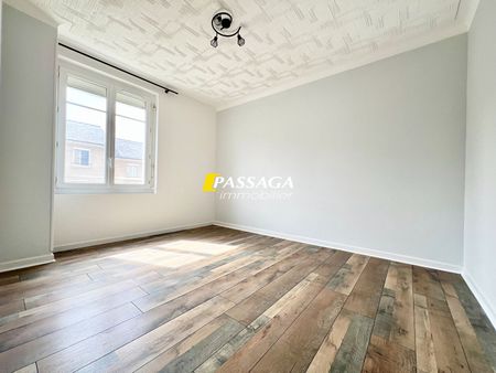 Location Appartement 4 pièces 65m² - Photo 4