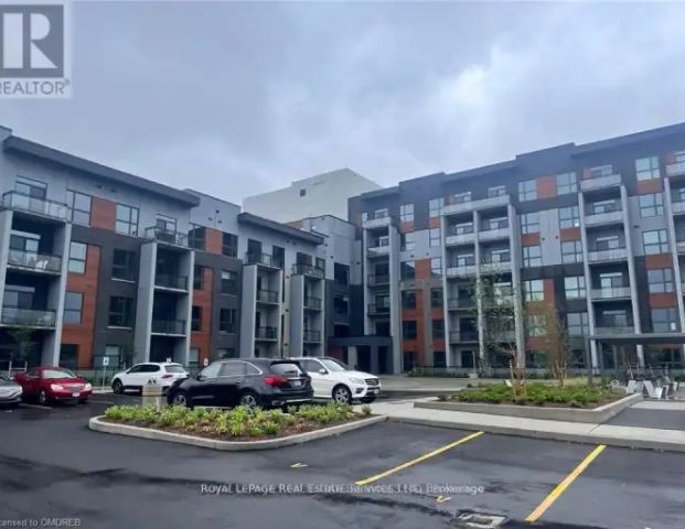 511 - 95 DUNDAS STREET W | 511 - 95 DUNDAS STREET W, Oakville - Photo 1