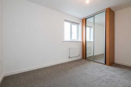 2 bedroom semi-detached house to rent - Photo 5