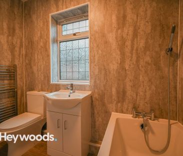 2 bedroom terraced house to rent - Photo 3