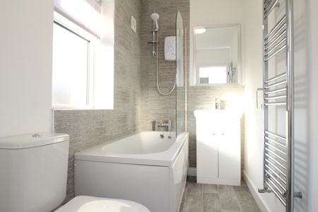 2 bedroom house to rent - Photo 3