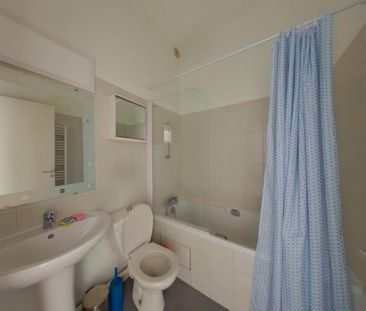 Location Appartement 2 pièces Meublé 29m² POITIERS 86000 - Photo 6