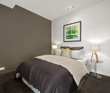 SENSATIONAL LOCATION, SENSATIONAL CITY VIEWS! - Photo 5