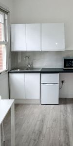 Studio Flat, South Hill Avenue, HA2 - Photo 3
