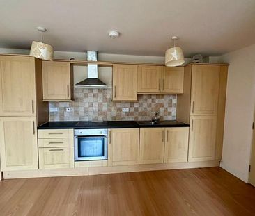 2 bedroom flat to rent - Photo 5