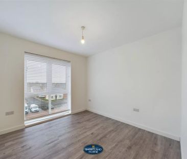 Dennis Davison Place, Bannerbrook Park, Coventry - Photo 4