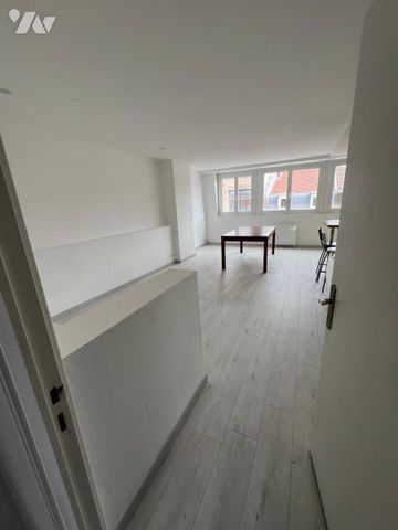 LILLE (59) : APPARTEMENT RENOVE rue Léon Gambetta, T2, 56m² - Photo 2