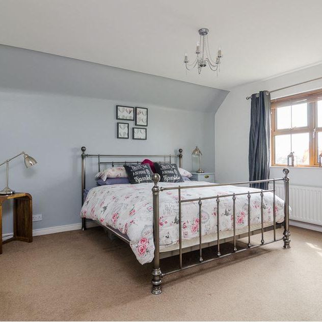 7, Kings Chase, LISBURN, BT27 5ST - Photo 1