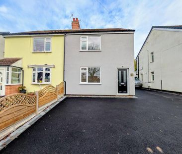 3 bedroom end of terrace house to rent - Photo 2