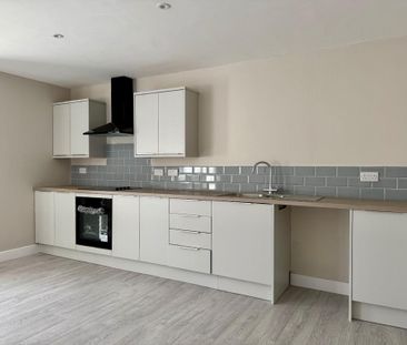 3 bedroom apartment to rent - Photo 5