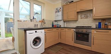 The Cloisters, Ramsgate, CT11 9PL, Kent - Photo 2