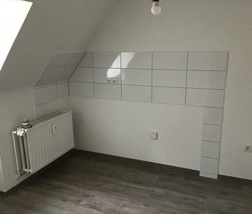 So macht wohnen Spaß: praktische 2-Zi.-Dachgeschosswohnung - Photo 3