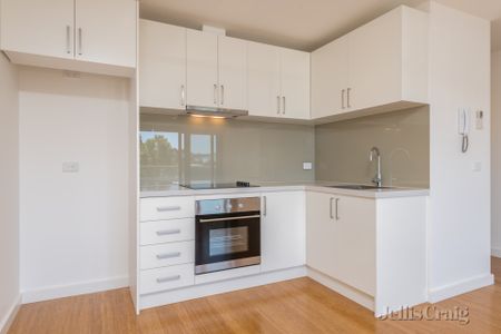 102/95 Gaffney Street, Coburg - Photo 4